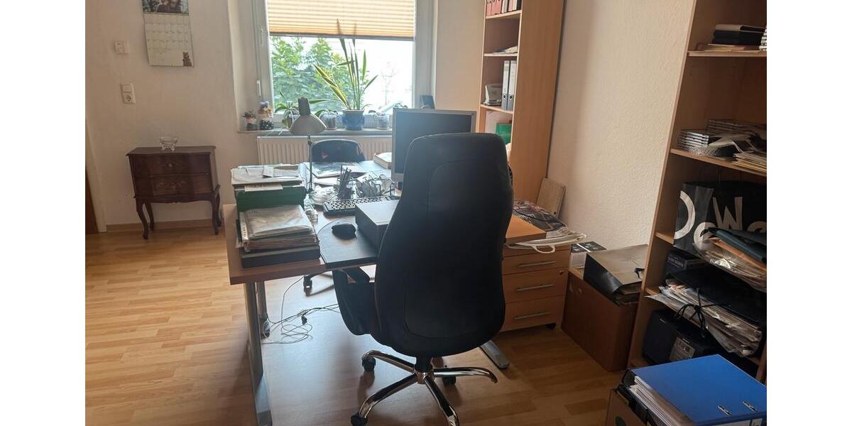 Erdgeschoßwohnung Castrop-Rauxel Bladenhorst - 5 Zimmer, 120 m&sup2;, 330&euro; | Angebot:26034338