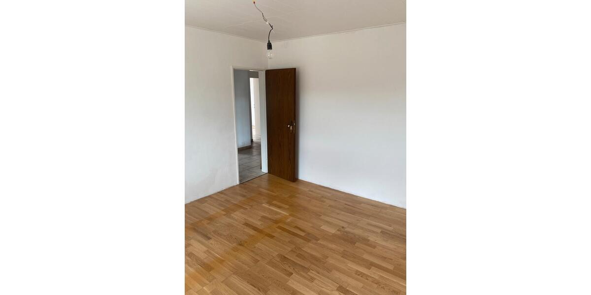 Etagenwohnung Oberhausen Biefang - 3 Zimmer, 77 m&sup2;, 770&euro; | Angebot:27613529