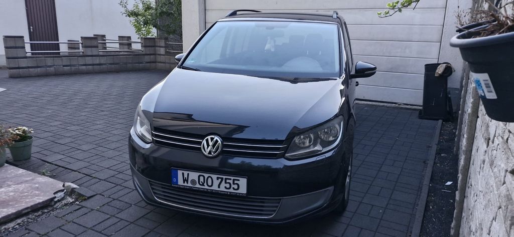 VW Touran 297.000 km 4.300 &euro; Gladbeck 45968