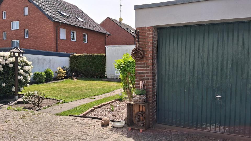 Erdgeschoßwohnung Bottrop Feldhausen - 3.5 Zimmer, 82 m&sup2;, 650&euro; | Angebot:26374121