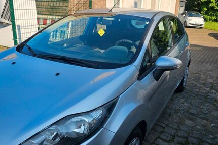 Ford Fiesta 164.000 km 3.700 &euro; Dortmund 44145