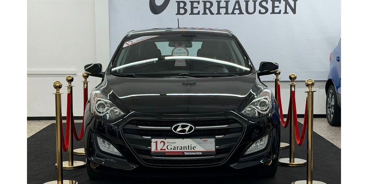 Hyundai i30 98.727 km 10.499 &euro; Oberhausen 46049