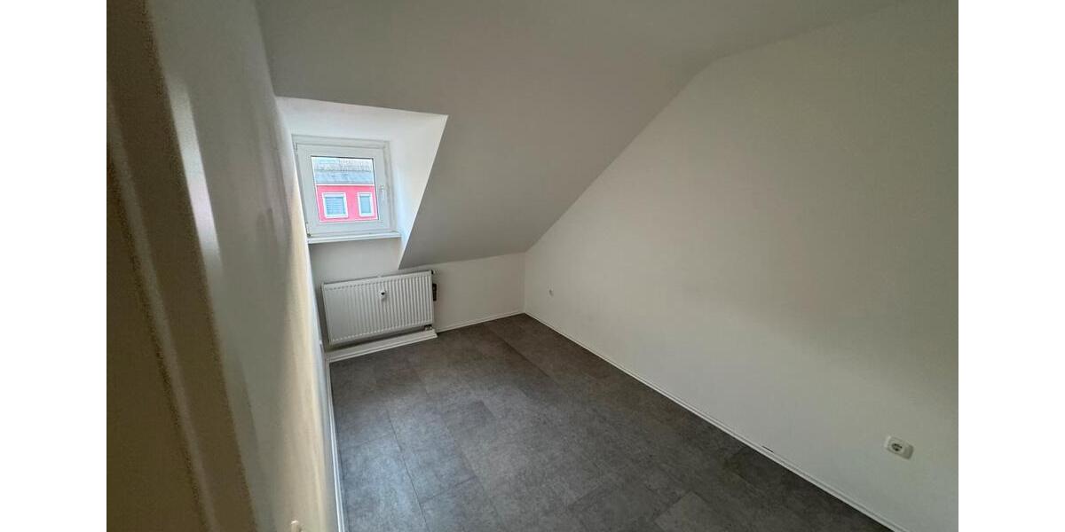 Dachgeschoßwohnung Bottrop Boy - 4 Zimmer, 58 m&sup2;, 950&euro; | Angebot:26478126