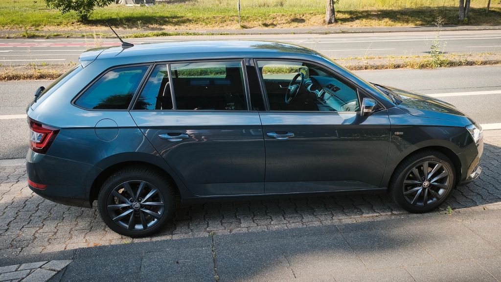 Skoda Fabia 58.000 km 15.500 &euro; Witten 58455