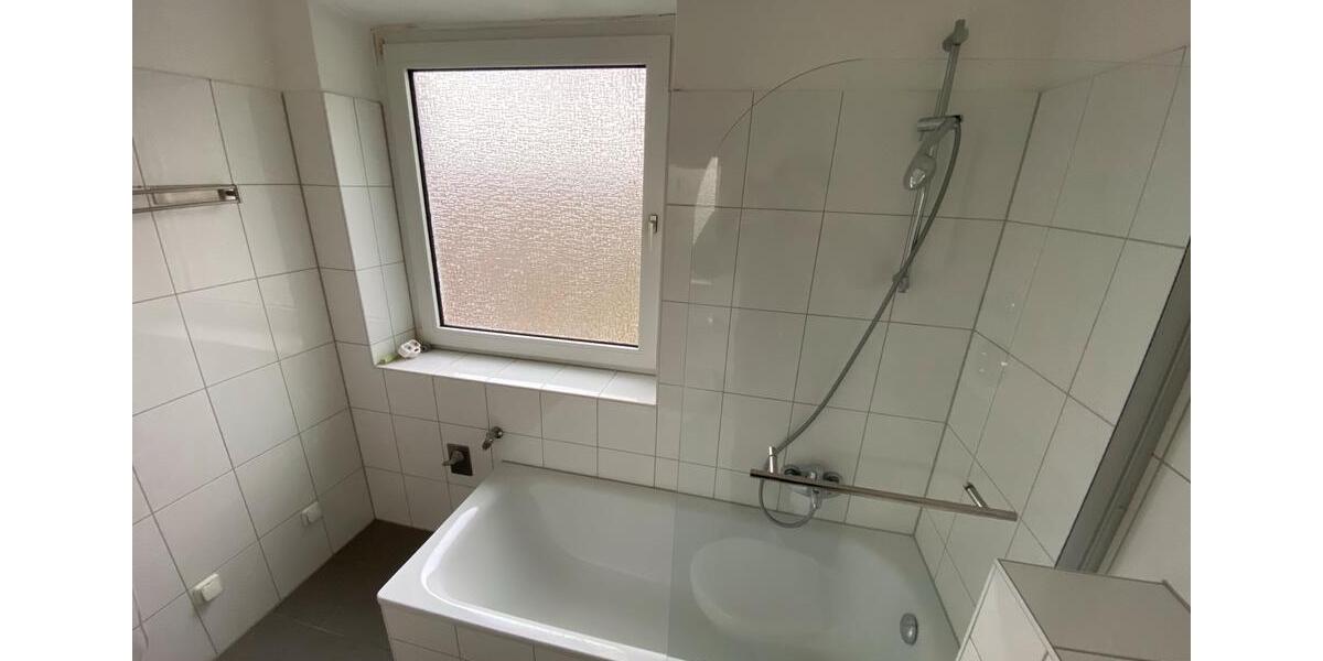 Etagenwohnung Bottrop Feldhausen - 3.5 Zimmer, 86 m&sup2;, 794&euro; | Angebot:26451013