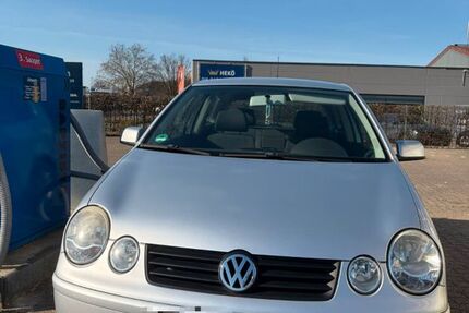 VW Polo 105.000 km 2.100 &euro; Voerde 46562