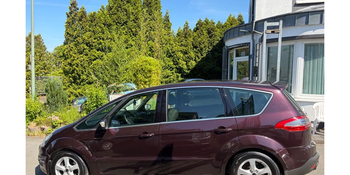 Ford S-Max 185.000 km 2.999 &euro; Essen 45326