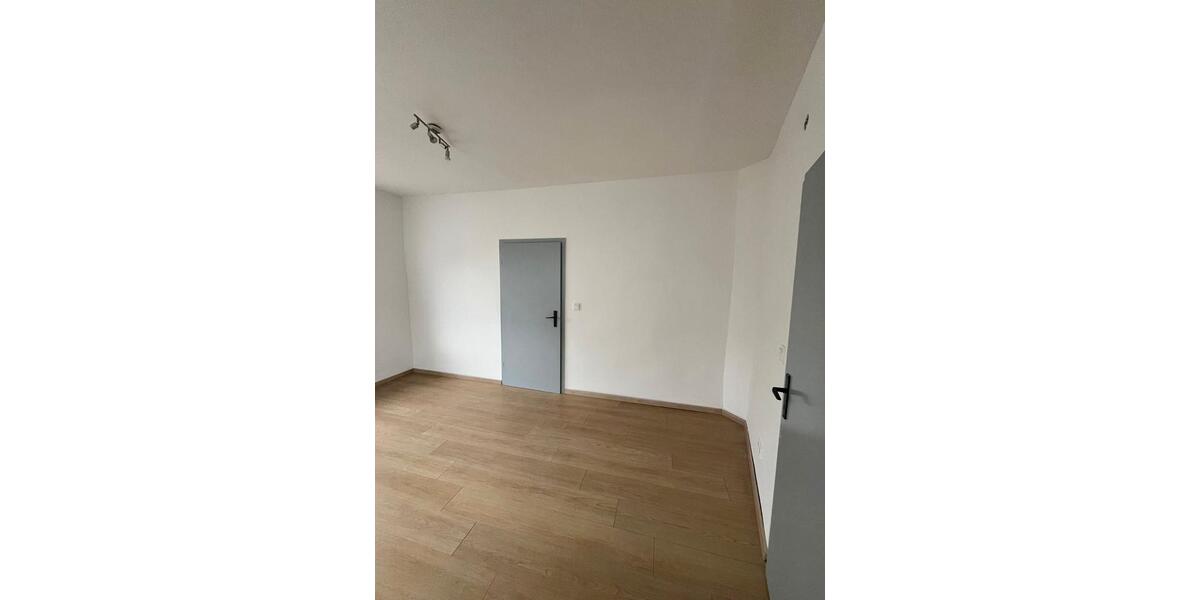 Etagenwohnung Gelsenkirchen Rotthausen - 4 Zimmer, 69 m&sup2;, 590&euro; | Angebot:26415575
