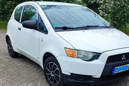 Mitsubishi Colt 109.000 km 2.450 &euro; Dortmund 44379