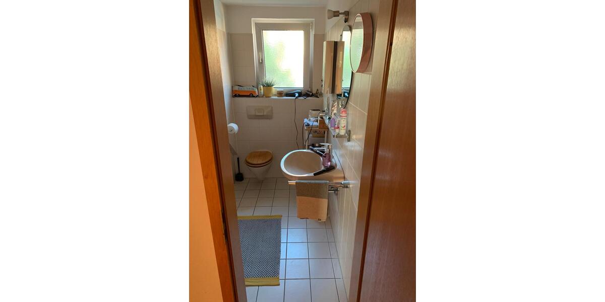 Dachgeschoßwohnung Essen Stadtbezirk V - 2.5 Zimmer, 46 m&sup2;, 460&euro; | Angebot:26444545