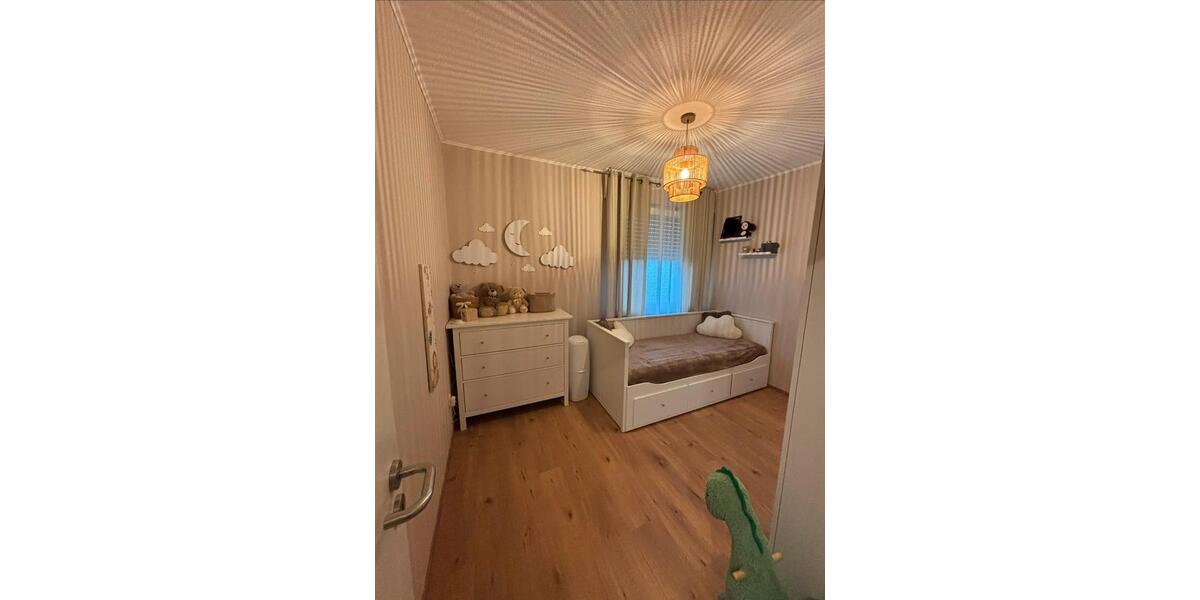 Etagenwohnung Essen Stadtbezirk VI - 3 Zimmer, 70 m&sup2;, 120.000&euro; | Angebot:26958631