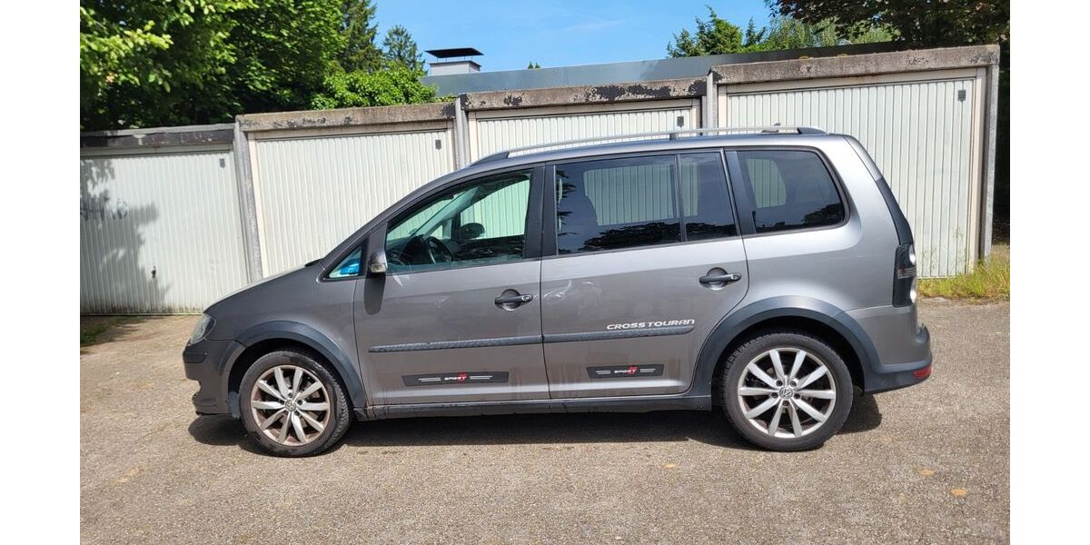 VW Touran 259.000 km 1.500 &euro; Bochum 44805