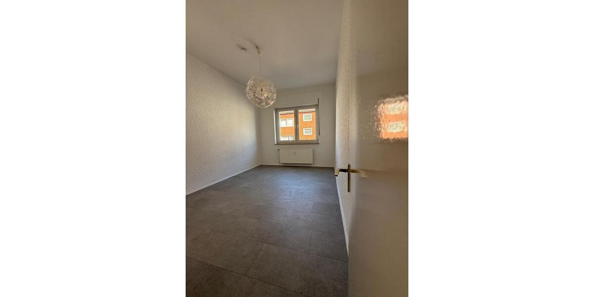 Etagenwohnung Gelsenkirchen Gelsenkirchen-Mitte - 2.5 Zimmer, 63 m&sup2;, 554&euro; | Angebot:27572216