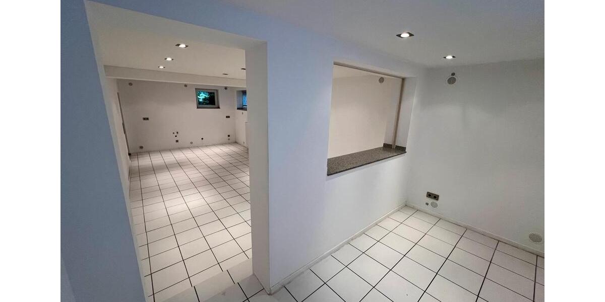 Etagenwohnung Recklinghausen König Ludwig - 2 Zimmer, 80 m&sup2;, 649&euro; | Angebot:27586938