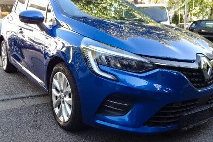 Renault Clio 93.500 km 12.500 &euro; Essen 45276