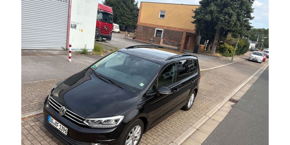VW Touran 263.000 km 11.400 &euro; Dortmund 44359