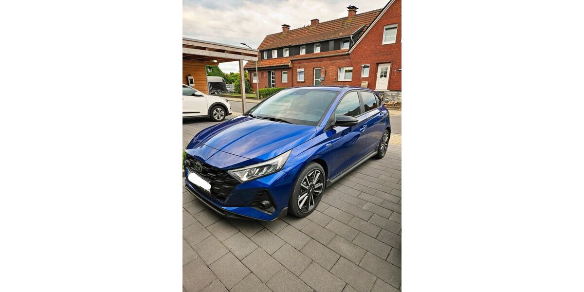 Hyundai i20 92.000 km 15.400 &euro; Weseke 46325