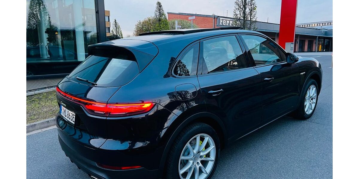 Porsche Cayenne 174.000 km 43.911 &euro; Bottrop 46242