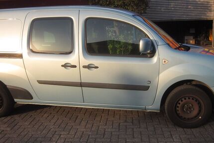 Renault Kangoo E-TECH 53.250 km 3.200 &euro; Oer-Erkenschwick 45739