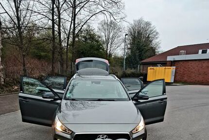 Hyundai i30 83.000 km 11.900 &euro; Essen 45143