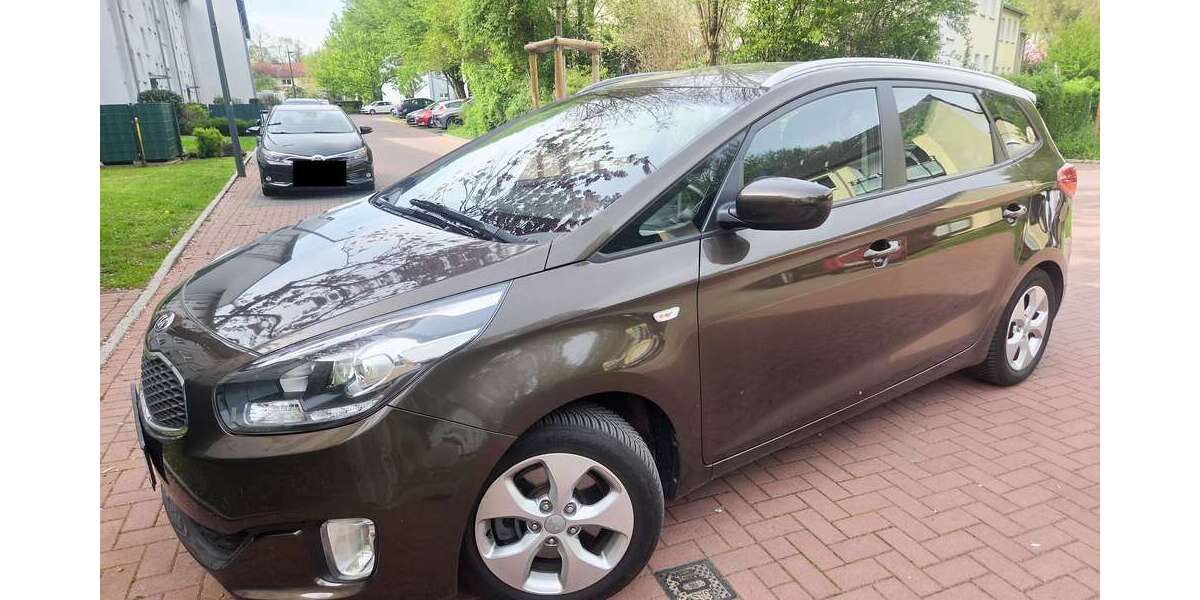 Kia Carens 56.500 km 7.700 &euro; Bottrop, Stadt 46240