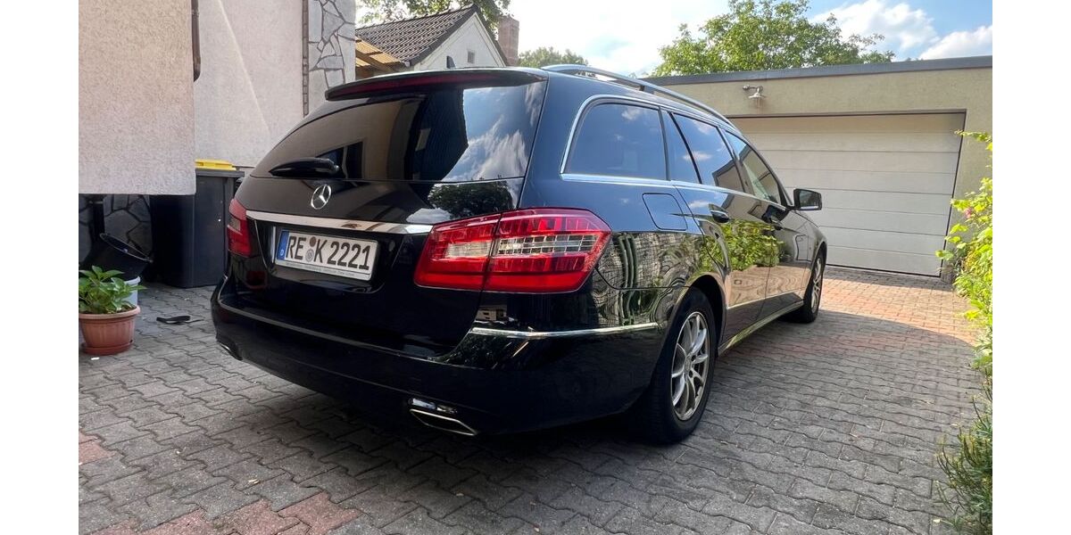 Mercedes-Benz E 220 330.000 km 6.100 &euro; Castrop-Rauxel 44579