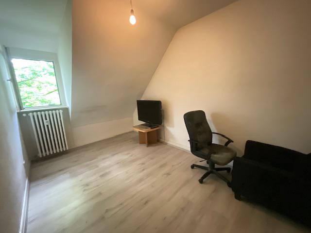 Dachgeschoßwohnung Oberhausen Alt-Oberhausen - 3 Zimmer, 55 m&sup2;, 489&euro; | Angebot:26463910