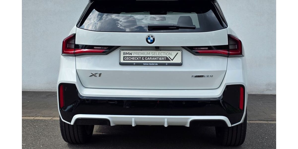 BMW X1 18.099 km 42.680 &euro; Dinslaken 46535