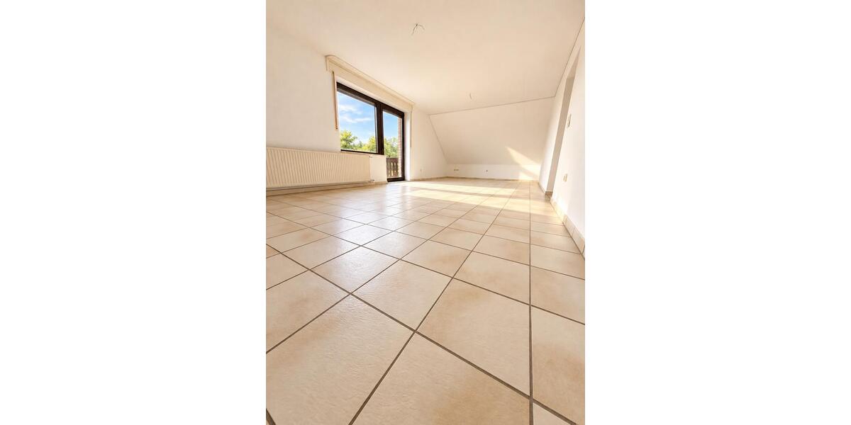 Dachgeschoßwohnung Oer-Erkenschwick Erkenschwick - 3 Zimmer, 90 m&sup2;, 954&euro; | Angebot:27608704