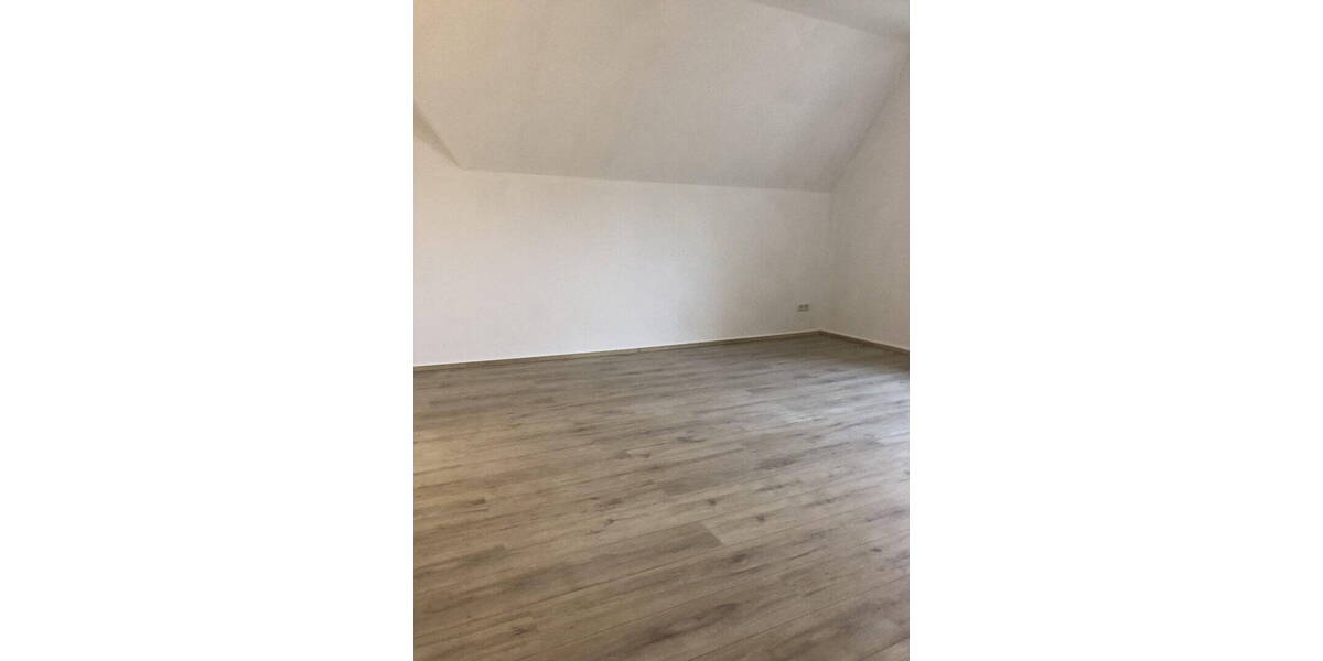 Etagenwohnung Witten Mitte - 2 Zimmer, 64 m&sup2;, 679&euro; | Angebot:26507194