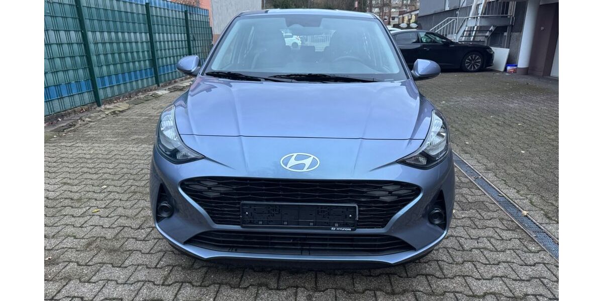 Hyundai i10 11.000 km 16.799 &euro; Gelsenkirchen 45879