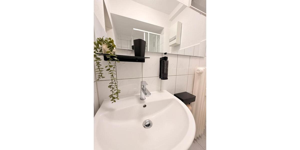 Etagenwohnung Gelsenkirchen Ückendorf - 1.5 Zimmer, 27 m&sup2;, 600&euro; | Angebot:27625720