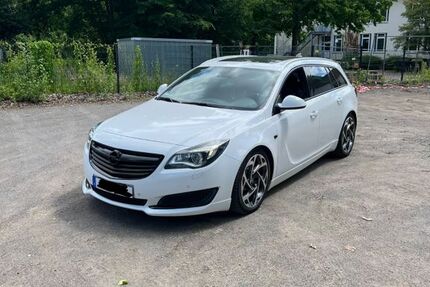 Opel Insignia 99.224 km 11.600 &euro; Bochum 44809