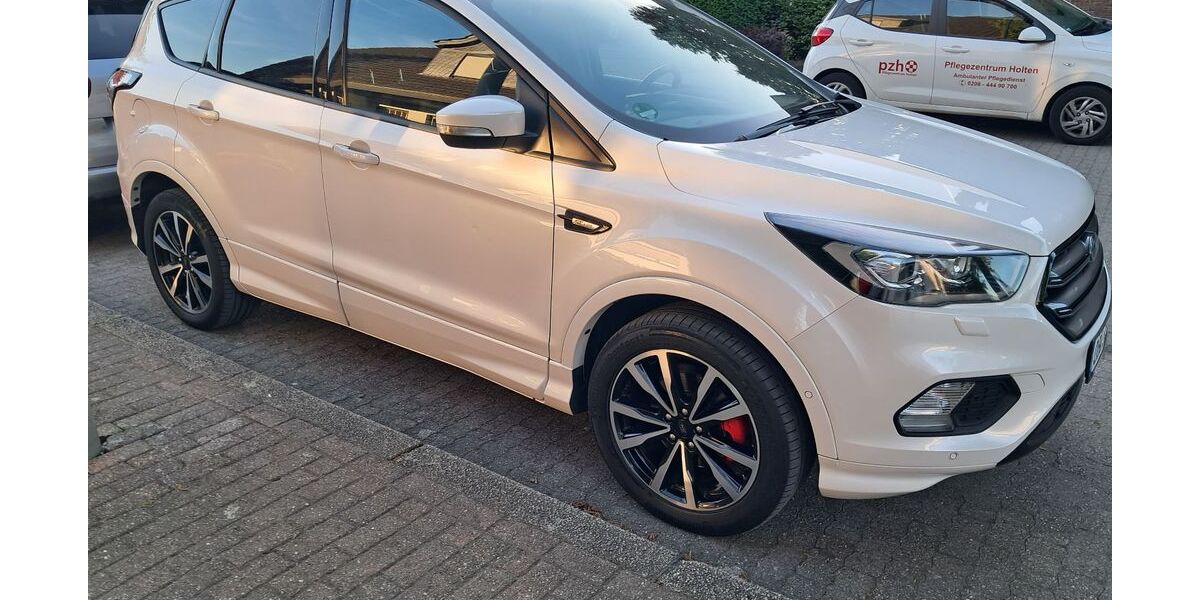 Ford Kuga 84.000 km 15.500 &euro; oberhausen 46147