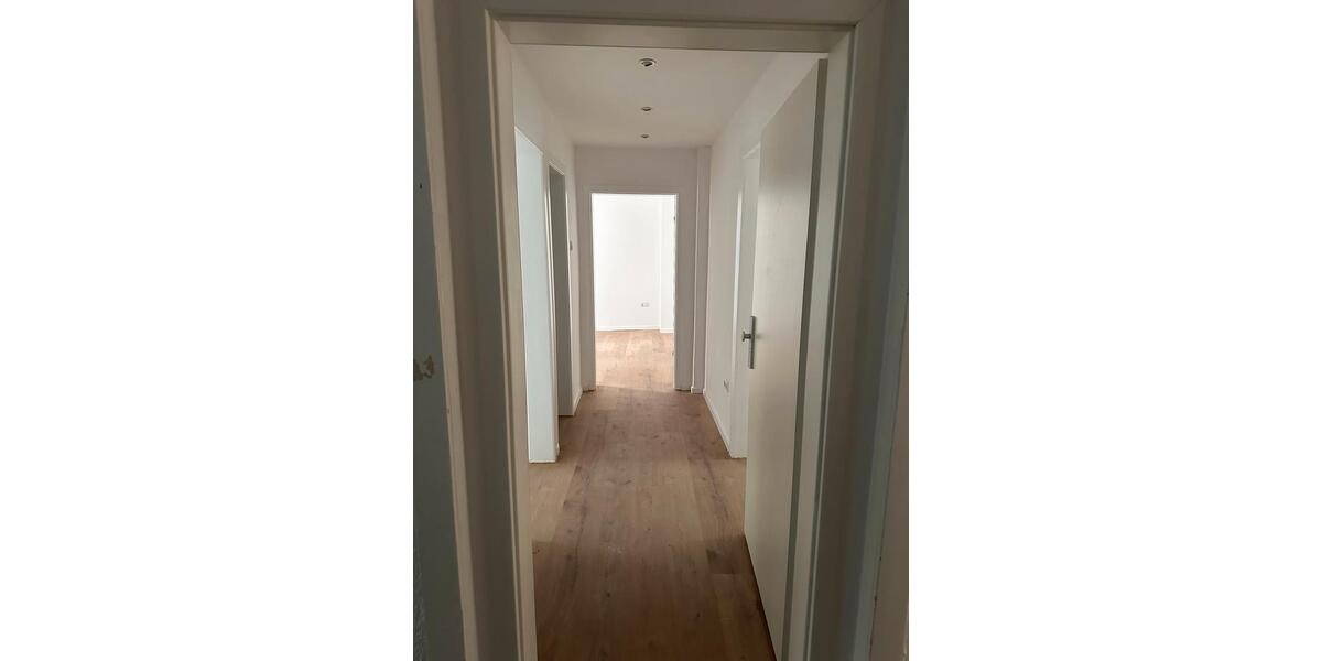 Erdgeschoßwohnung Essen Stadtbezirk IV - 3 Zimmer, 66 m&sup2;, 169.000&euro; | Angebot:27629363