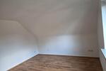 Dachgeschoßwohnung Recklinghausen Hillerheide - 3.5 Zimmer, 64 m&sup2;, 480&euro; | Angebot:27581404