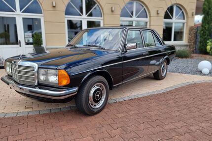 Mercedes-Benz 280 67.500 km 20.900 &euro; Dinslaken 46539