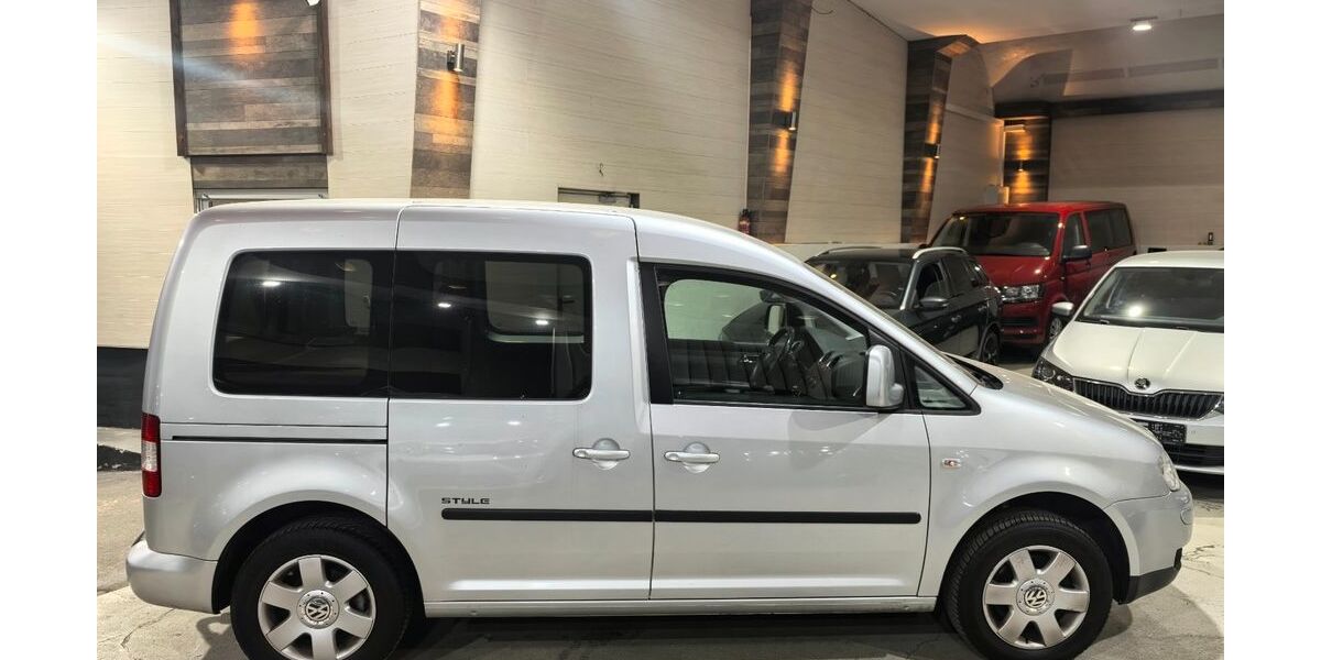 VW Caddy 183.311 km 5.500 &euro; Voerde 46562