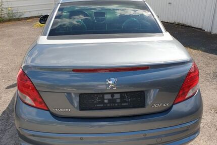 Peugeot 207 284.441 km 1.950 &euro; BOCHUM 44866