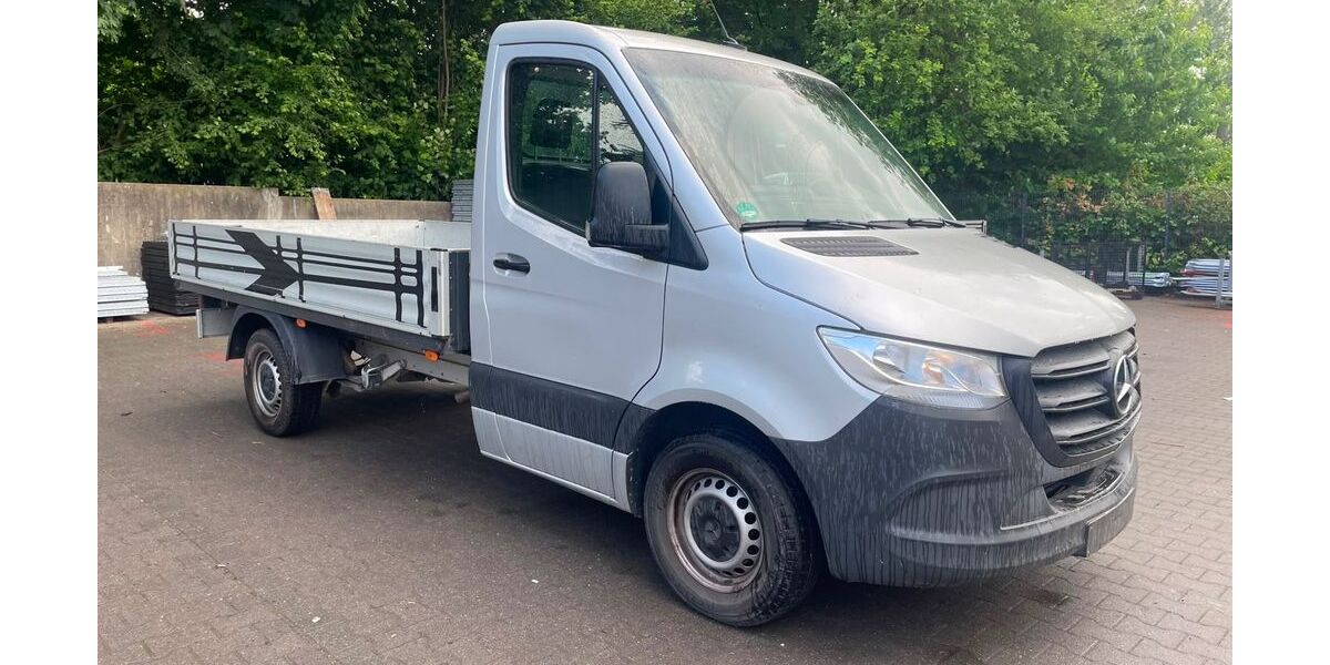 Mercedes-Benz Sprinter 29.993 km 18.900 &euro; Gladbeck 45968