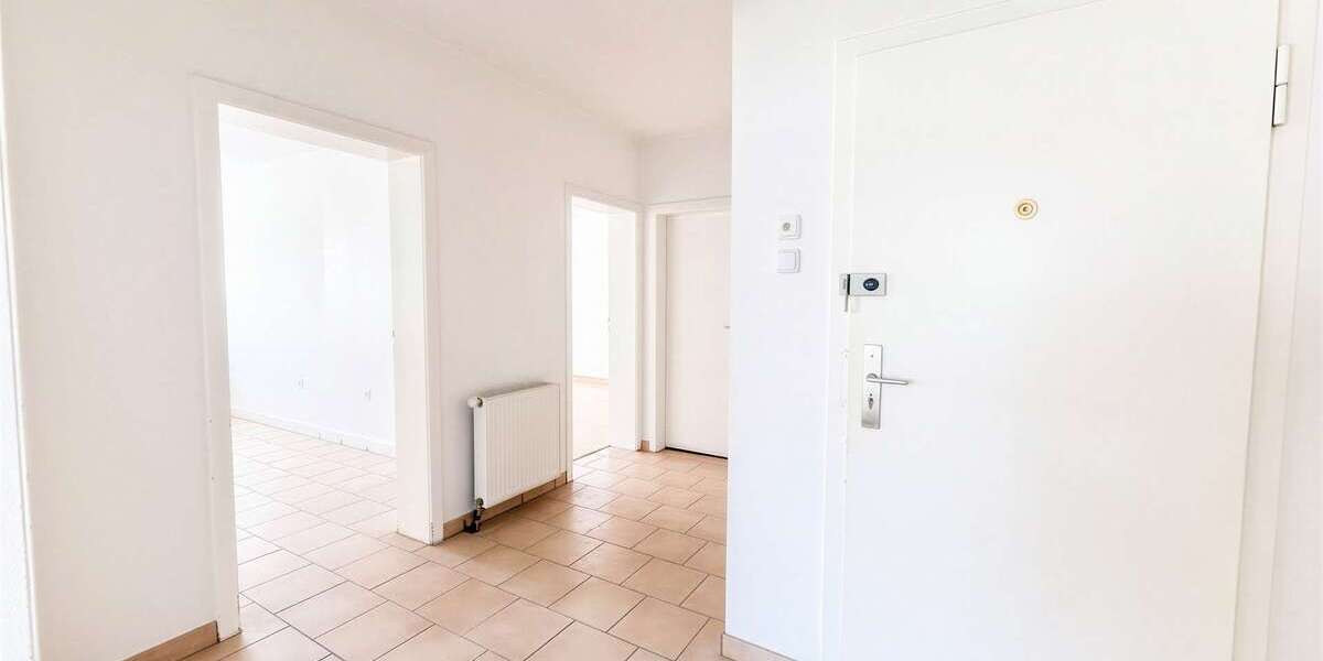 Attraktive 3,5-Zimmer-Erdgeschosswohnung mit Keller, Dachboden & optionaler Garage - Erdgeschoßwohnung Essen Stadtbezirk III | Angebot:27643187