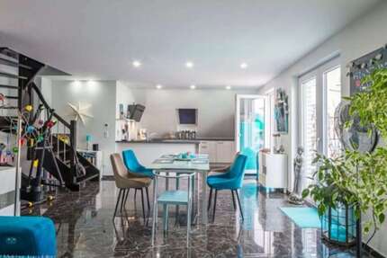 Zimmer Gelsenkirchen Bulmke-Hüllen - 1 Zimmer, 1.300&euro; | Angebot:27559560
