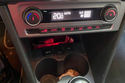 VW Polo 45.500 km 7.700 &euro; Recklinghausen 45665
