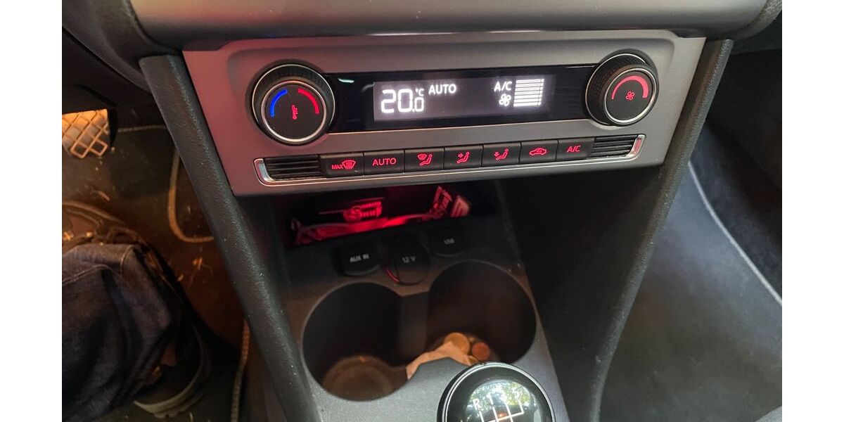 VW Polo 45.500 km 7.700 &euro; Recklinghausen 45665