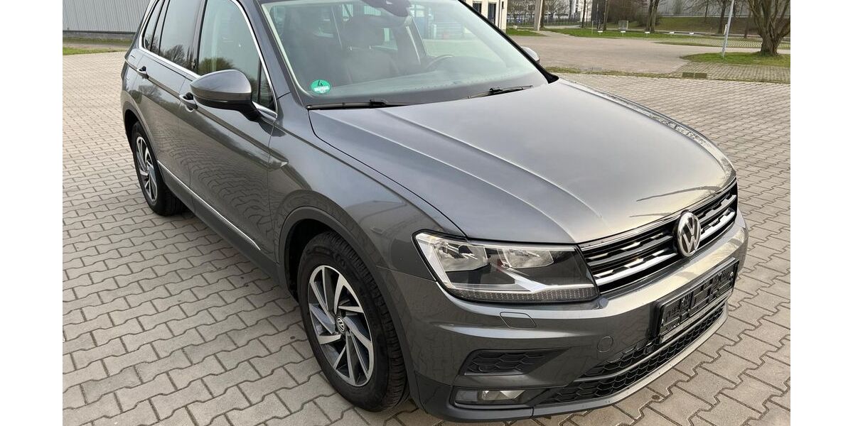 VW Tiguan 155.000 km 14.899 &euro; Gladbeck 45966