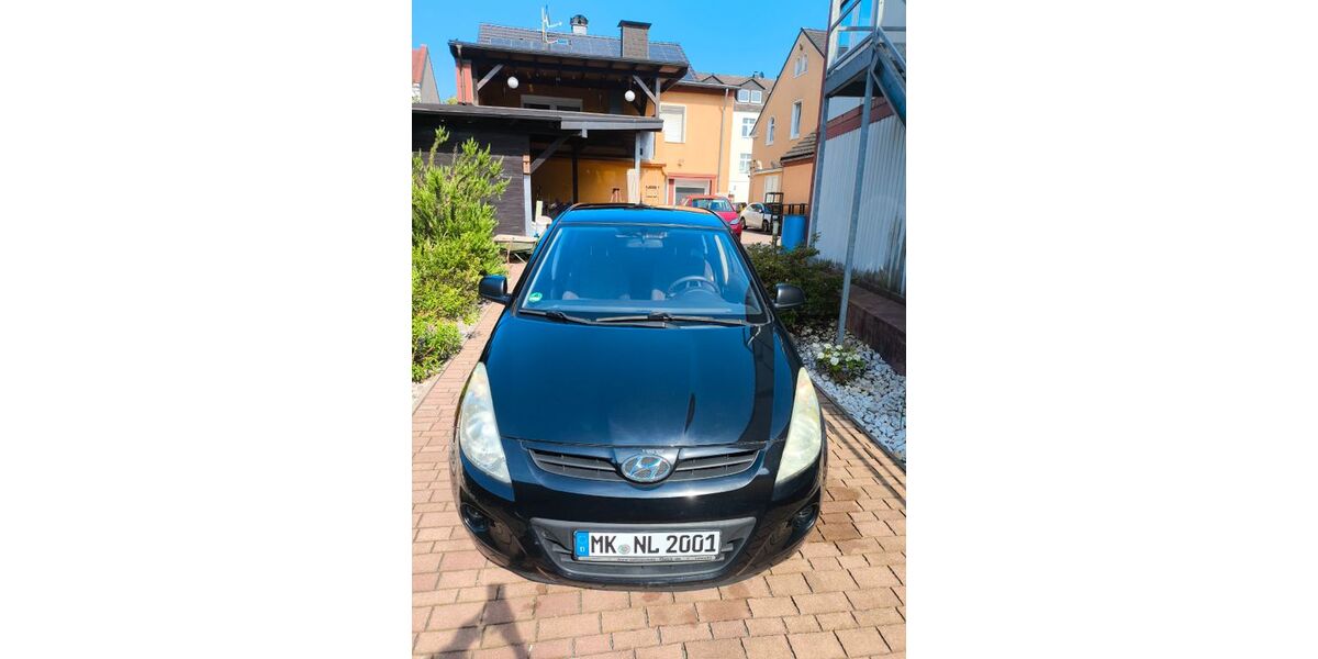 Hyundai i20 147.572 km 2.800 &euro; Dortmund 44388