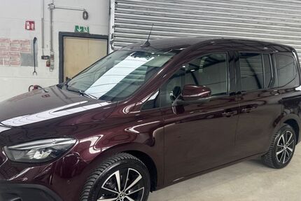 Mercedes-Benz T-Klasse 143.000 km 17.990 &euro; Hünxe 46569