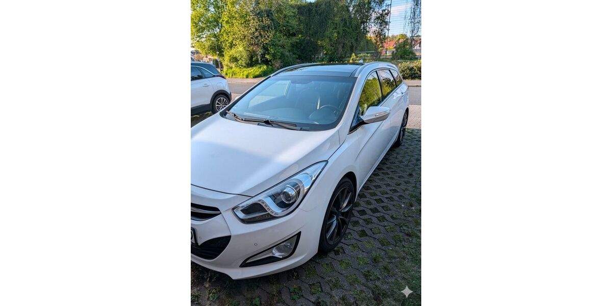 Hyundai i40 249.000 km 4.500 &euro; Lünen 44532