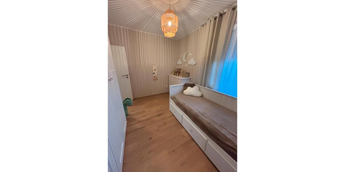 Etagenwohnung Essen Stadtbezirk VI - 3 Zimmer, 70 m&sup2;, 120.000&euro; | Angebot:26959476
