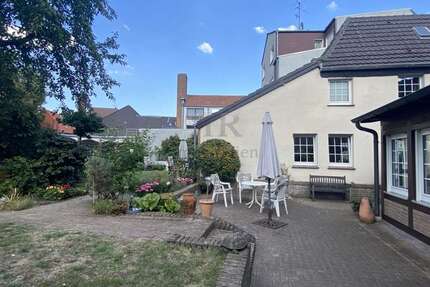 Haus Dinslaken - 14 Zimmer, 288 m&sup2;, 570.000&euro; | Angebot:26540620